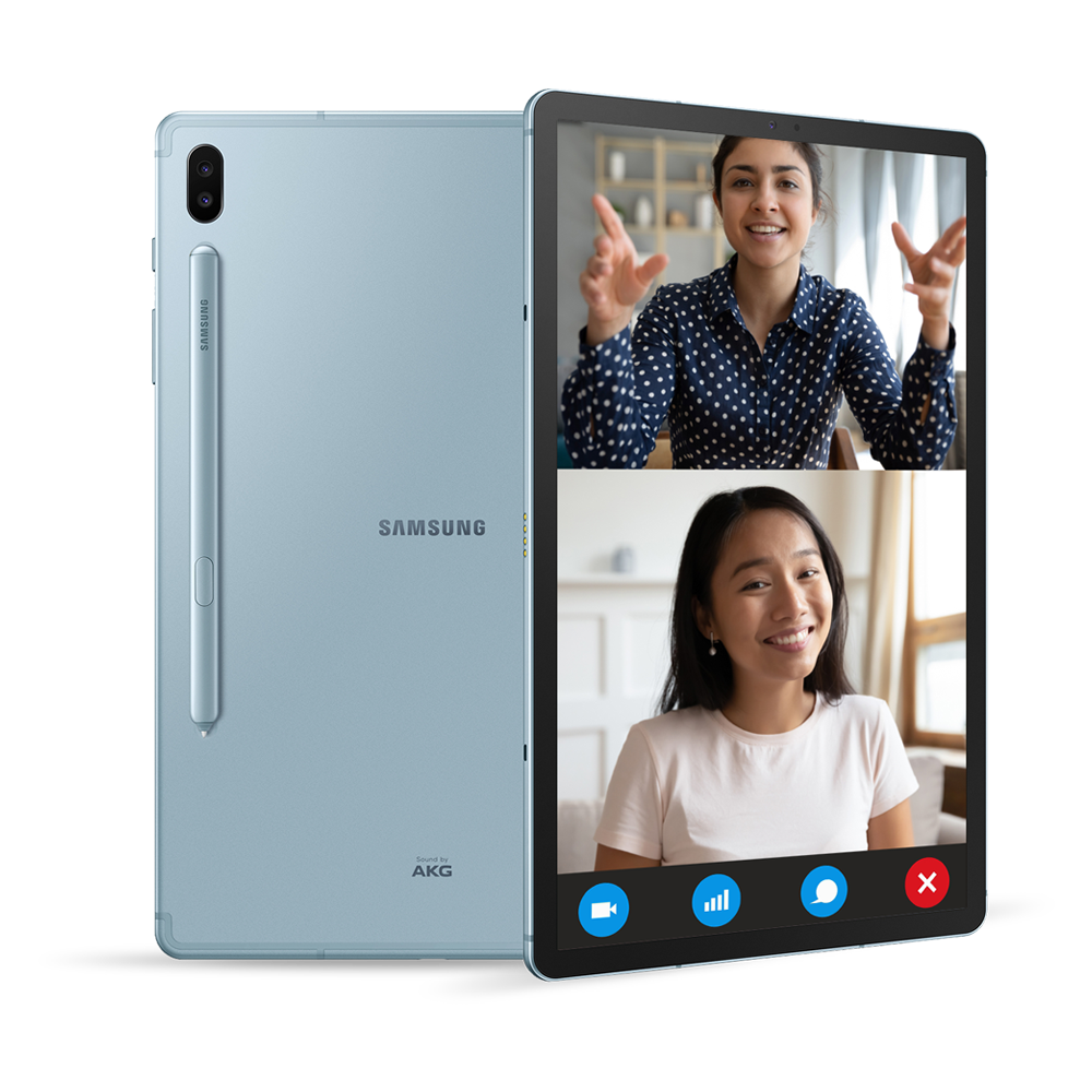 Una Galaxy Tab S6 color azul, en forma desdoblada donde se pueden apreciar las vistas frontales y traseras, mientras en la pantalla se observa una videollamada en vivo